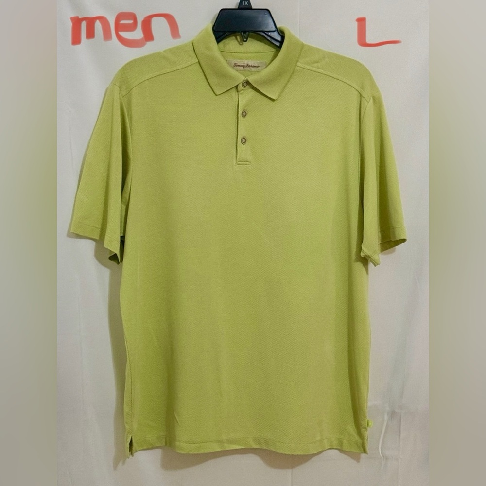 Tommy Bahama Green Polo Shirt with Sporty Design